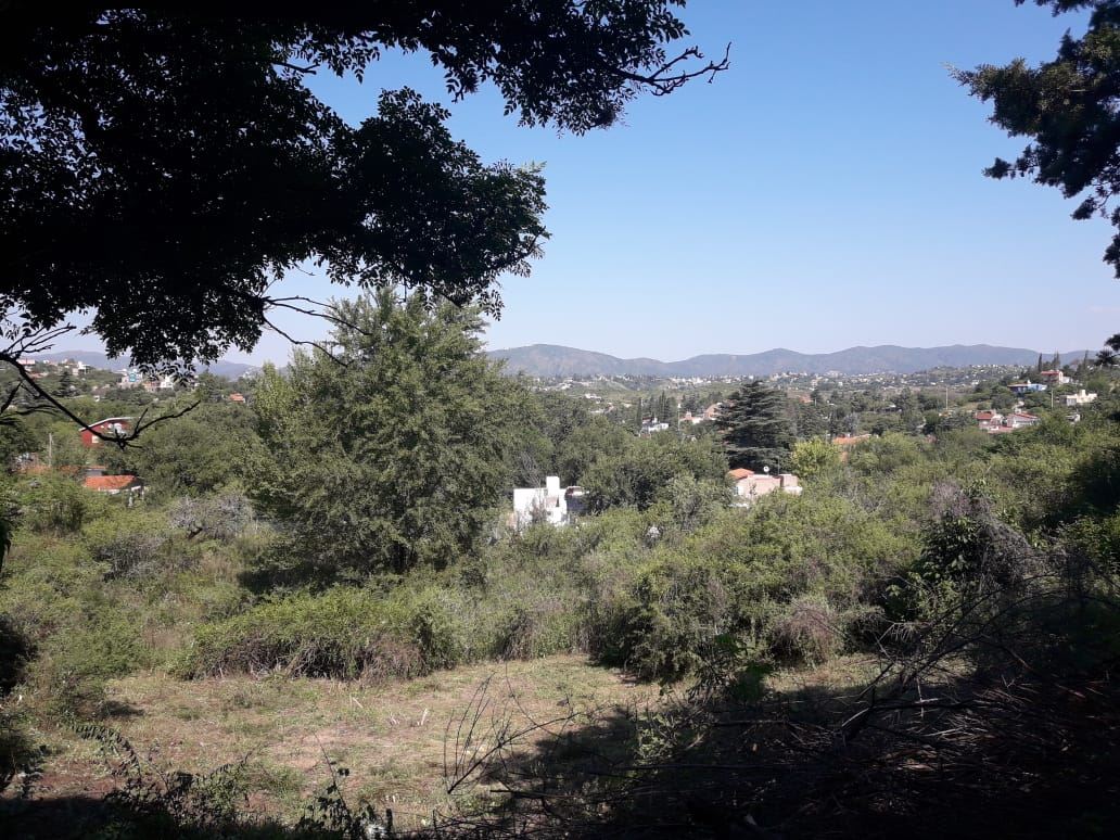 2 LOTES MAS PROPIEDAD A MEJORAR EN ESTANCIA VIEJA CERCA DE RIO